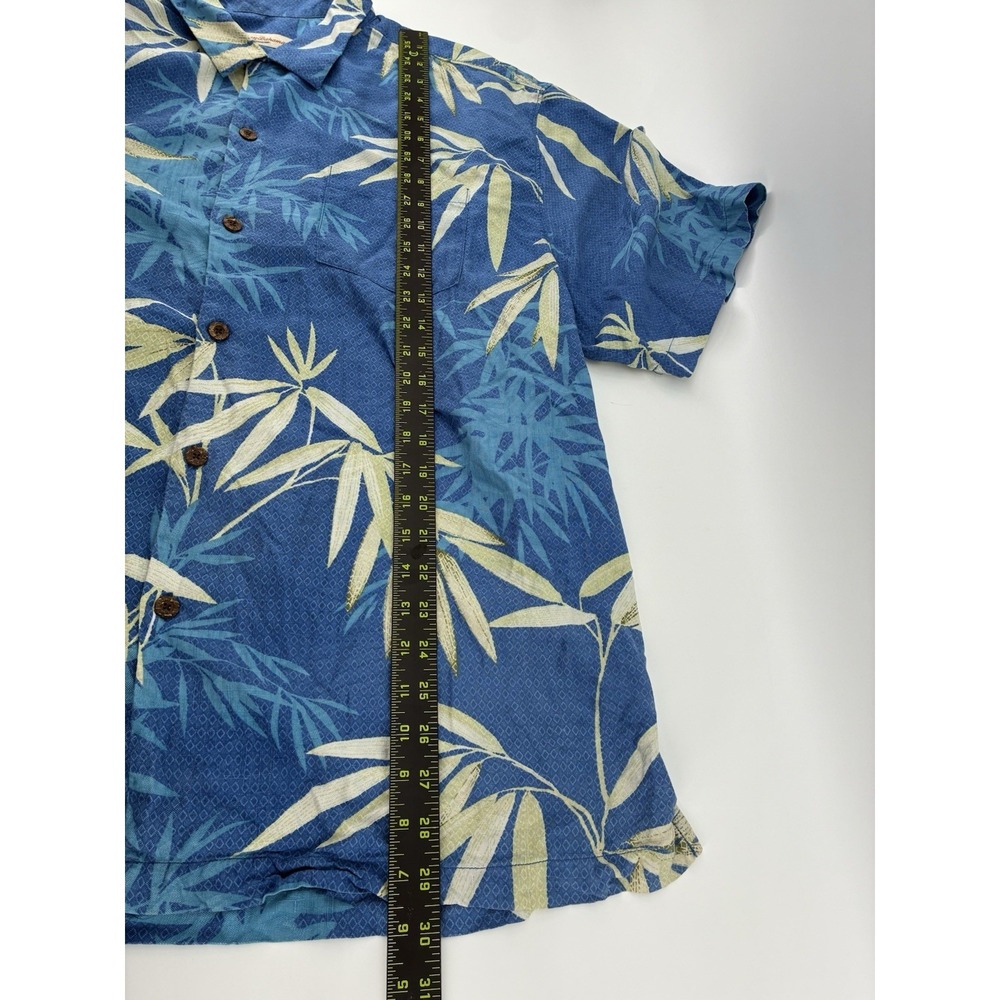 Lot Of 2 VNTG Tommy Bahama Shirt XL 100% Silk Floral All Over Print Hawaiian - Picture 9 of 10